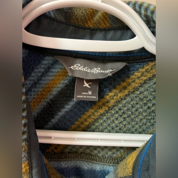 🔴Eddie Bauer striped fleece flannel button down shirt size medium - Picture 6 of 7